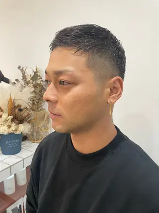 ショート 岡田 駿也のヘアスタイル