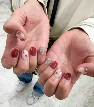 ネイル 吉田 里菜のネイルデザイン