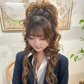 ロング ヘアアレンジ ユメナ ̖́-のヘアスタイル