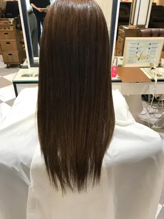 ロング カラー 粟田 めぐみのヘアスタイル