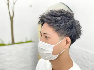 ショート パーマ メンズ ハイライト&曲がる 縮毛矯正特化 玉置のヘアスタイル