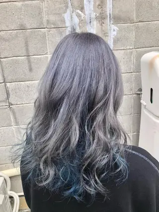 カラー ダブルスキルエクステ /羽エクステ白石宇由のヘアスタイル