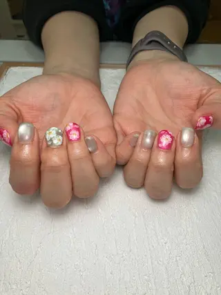 ネイル nail salon Bloom所属・自宅サロンBloom 橋本のネイルデザイン