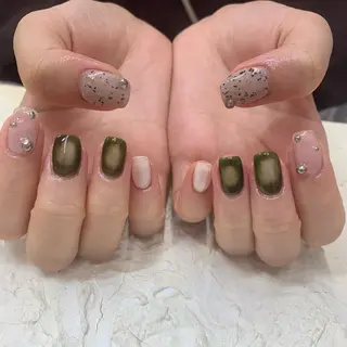 ネイル マキノ ユイのネイルデザイン