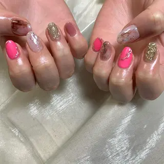 ネイル 里見 麗のネイルデザイン
