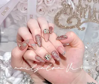 ネイル ✨Nailsalon Vi+✨のネイルデザイン