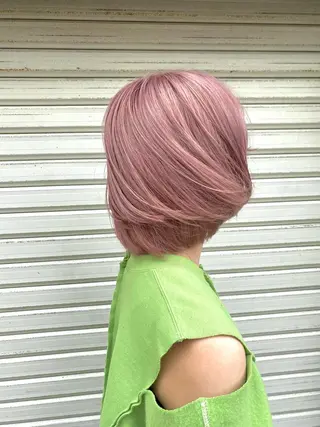 ショート カラー ブリーチカラーが人気 onnuのヘアスタイル