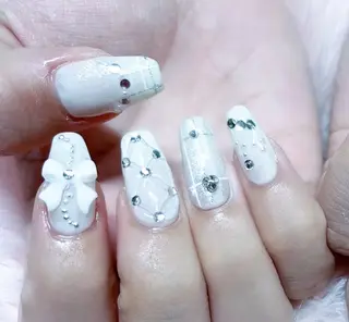 ネイル MoonNail ユリ🌸のネイルデザイン