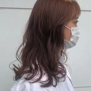 ロング カラー カトウ ユウカのヘアスタイル