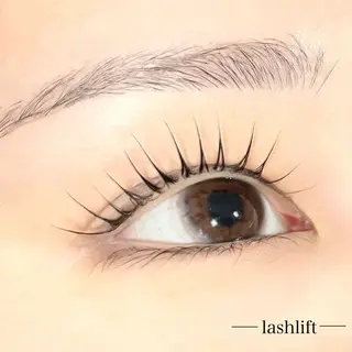 マツエク・マツパ Paulele. 副店長Mizukiのマツエク・マツパデザイン