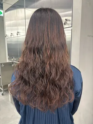 ロング 佐藤 莉子のヘアスタイル