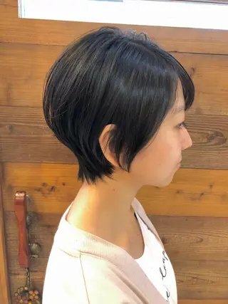 ショート 乕谷 美潮のヘアスタイル