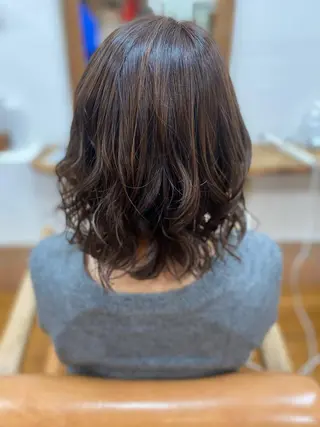 ミディアム カラー ヘアアレンジ 安澤 彩奈のヘアスタイル