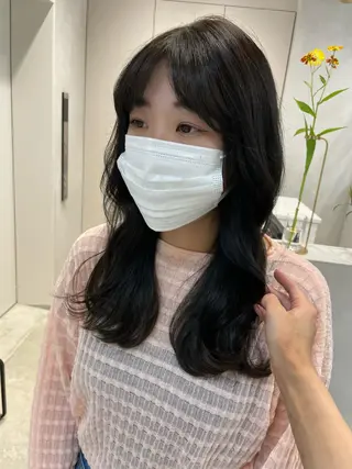 ロング 表参道ミディアム レイヤー山岸季生のヘアスタイル
