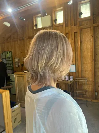 ショート カラー まろみ暖色×ボブ ×chia🕯のヘアスタイル