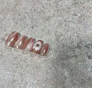 ネイル ЯH.nail JURIのネイルデザイン