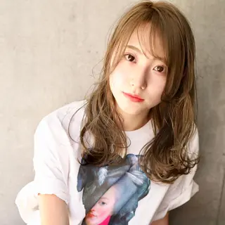 セミロング カラー パーマ ヘアアレンジ トレンドヘア🩶 艶髪🩶yoshiのヘアスタイル