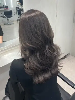 ロング カラー 表参道/透明感 グレージュ/ブラウンのヘアスタイル