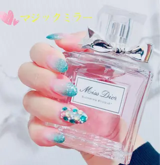 ネイル マジック ミラーのネイルデザイン