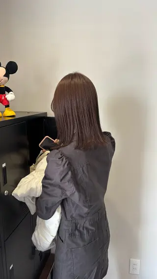 ロング YURINO /ボブ ベージュ/ハイトーンのヘアスタイル