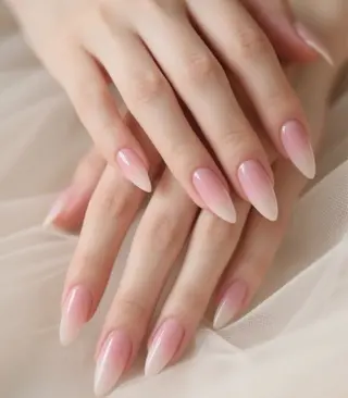 ネイル 長さ出し専門店 RIRIのネイルデザイン