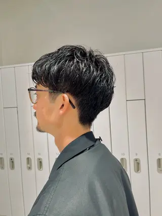 パーマ メンズ 渡邊 百咲のヘアスタイル