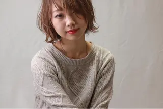 ショート カラー パーマ 岡元 朗弘のヘアスタイル