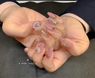 ネイル MoaNail🫶 Yoshiのネイルデザイン