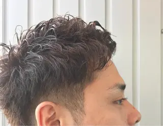 カラー パーマ メンズ 髙橋 かすみのヘアスタイル