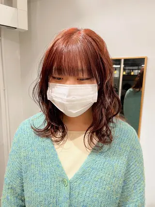ミディアム カラー 渡邊 ひかるのヘアスタイル