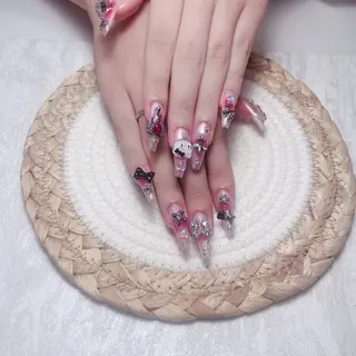 ネイル uu ネイルサロン関内🌼のネイルデザイン