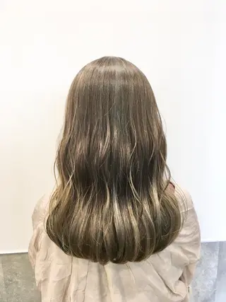 セミロング カラー yoshi ☆のヘアスタイル