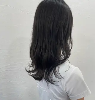 ロング カラー 河野 満月のヘアスタイル