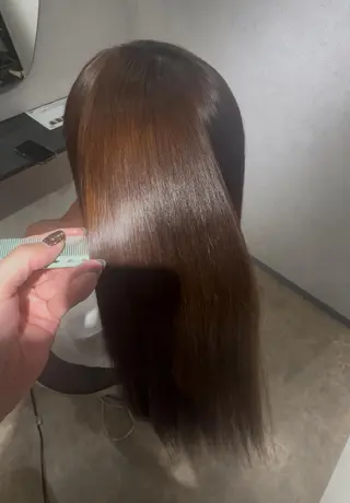ロング 服部飛鳥 縮毛矯正 髪を綺麗にする人 栄のヘアスタイル