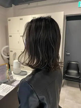 ショート カラー ブリーチ👩🦳/ ✂︎MANAMIのヘアスタイル