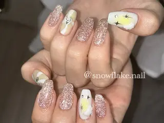 ネイル Snow flake 🫧YUKIのネイルデザイン