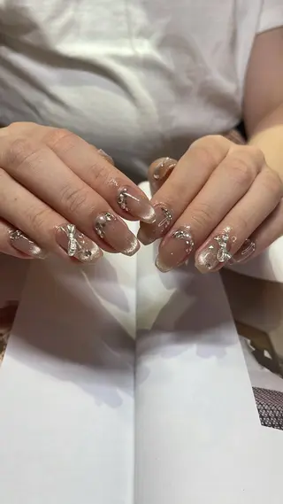 ネイル anyora nail salon所属・大人ワンホン キラキラ/Ayanoのネイルデザイン