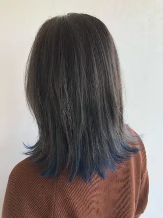 カラー 松浦 圭希のヘアスタイル