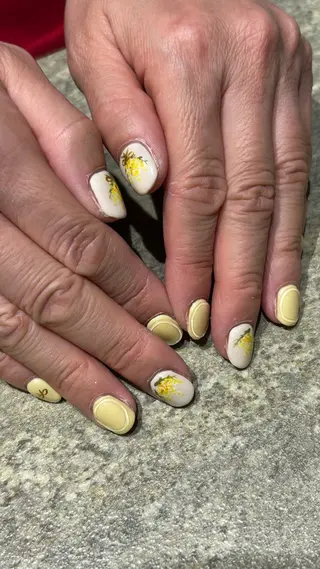 ネイル 板垣 まいのネイルデザイン