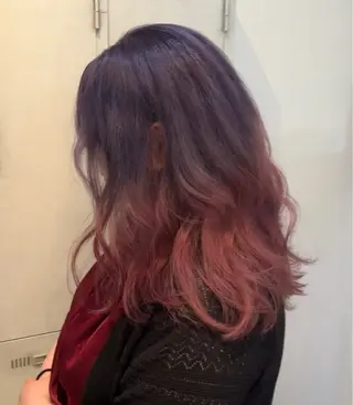 カラー 艶カラー 🩵NATSUKIのヘアスタイル