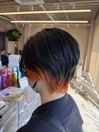 ショート カラー 杉田 実来のヘアスタイル
