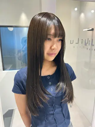 ロング カラー チアキ ジュリのヘアスタイル