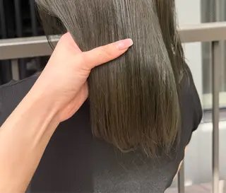 ミディアム Rinka/レイヤー /透明感カラーのヘアスタイル