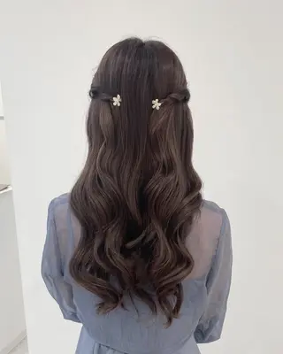 ロング 倉地 更彩のヘアスタイル