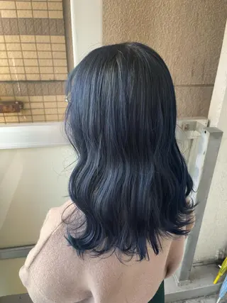 ロング カラー 岩谷/ブリーチ 🪽透明感カラーのヘアスタイル