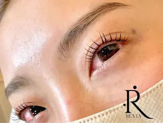 マツエク・マツパ REVIA :ayaのネイルデザイン