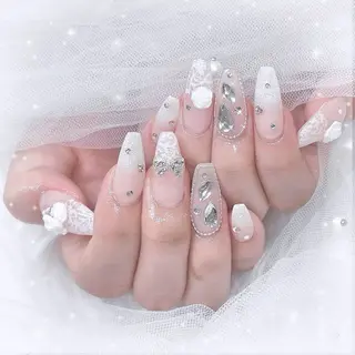 ネイル Lee Nailsのネイルデザイン