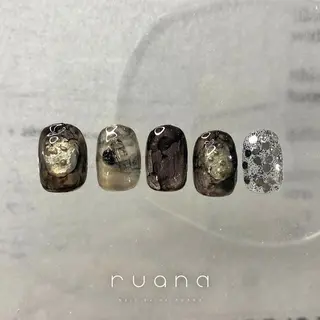 ネイル 阿武 美海のネイルデザイン