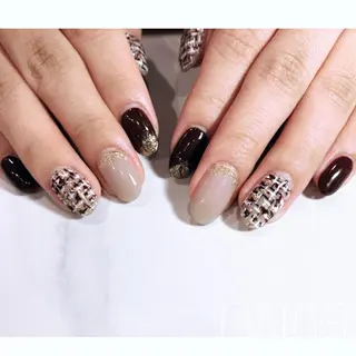 ネイル 園 寛子 （ネイリスト）のネイルデザイン