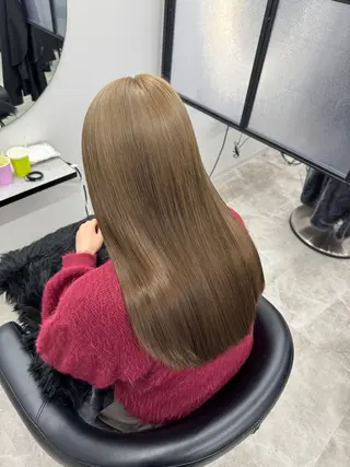 ロング ✨Notoブリーチ 無しダブルカラー✨のヘアスタイル